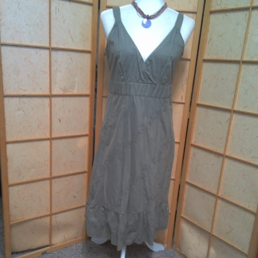 GAP Sage Green Midi Dress